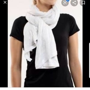 Lululemon Om Manifesto Scarf